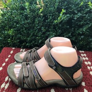 Teva Tirra Women's Olive Gray Strappy Outdoor Sandals Size 6.5